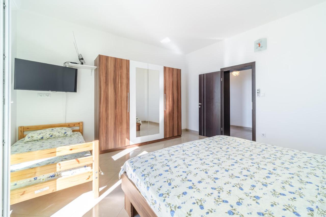 Beach Paradise Apartments Podstrana Exterior foto