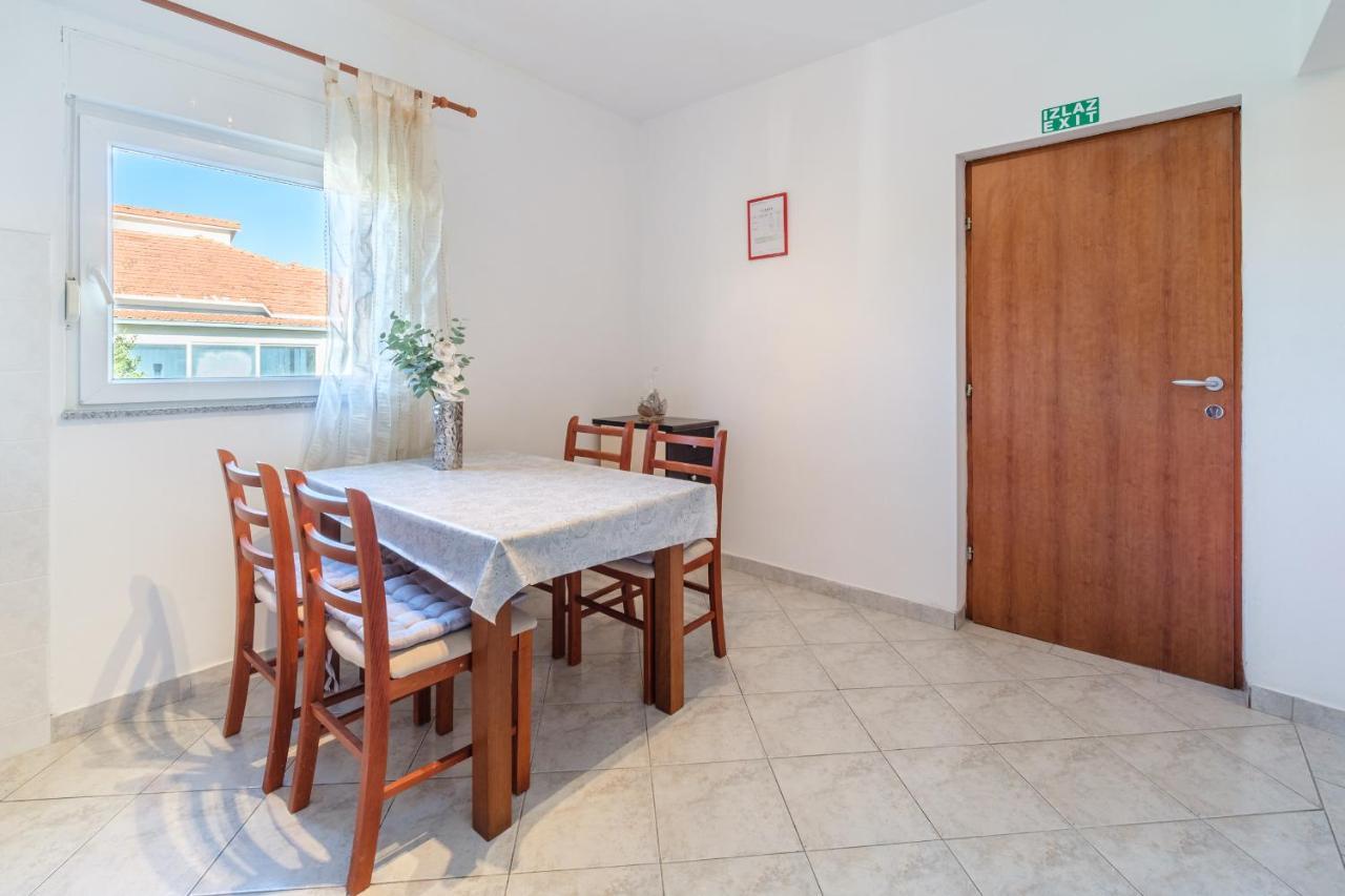 Beach Paradise Apartments Podstrana Exterior foto